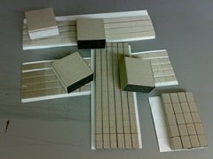 故可适合于各种附着面的形状