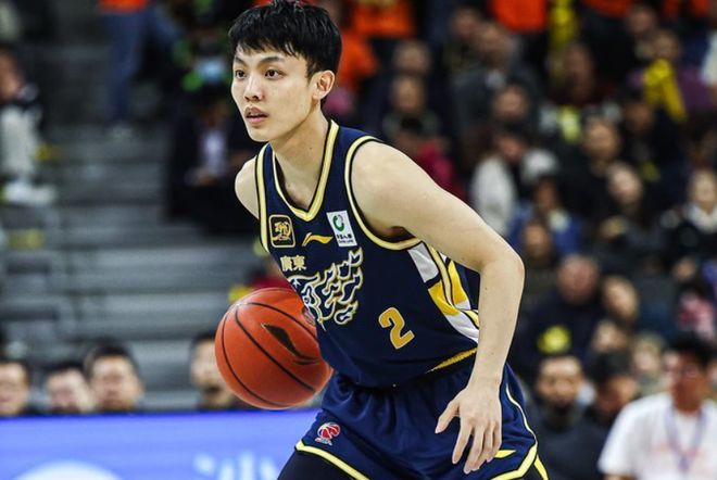 广东双杀四川终结两连败 四川刷新CBA历史单赛季