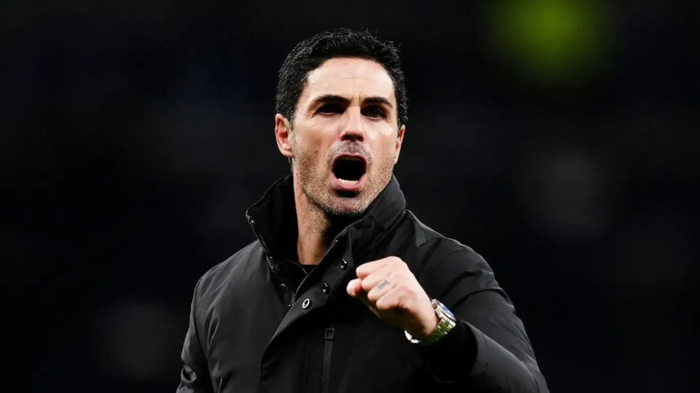 英格兰右后卫争议升级：阿诺德落选引名宿质疑